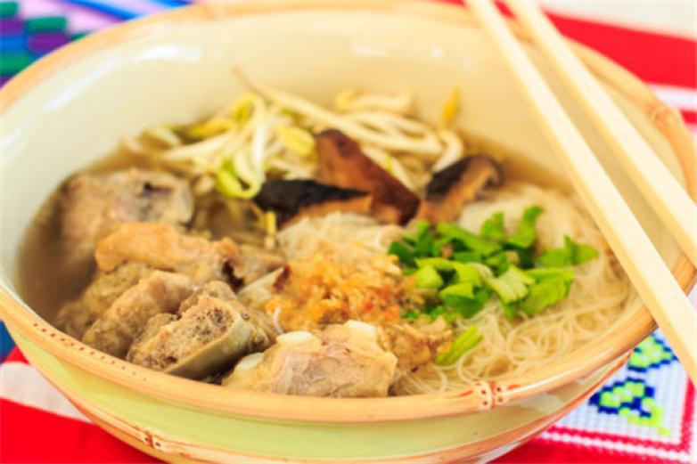 原家沙县小吃