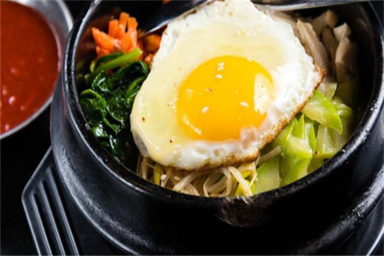 阿吉玛石锅拌饭