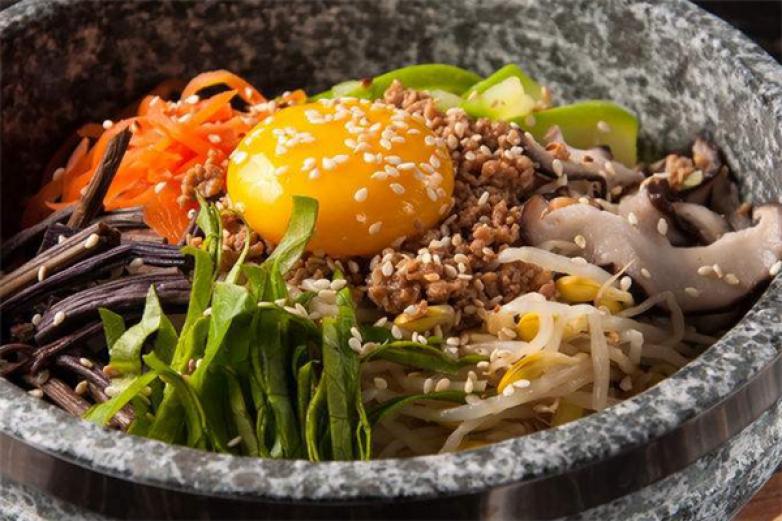 喔爸石锅拌饭