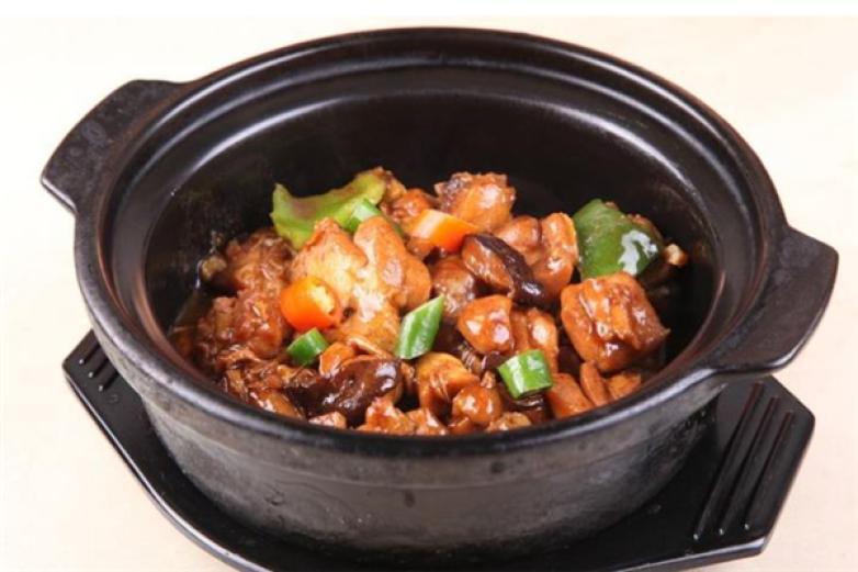 李记黄焖鸡米饭