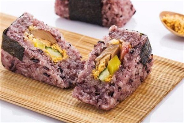 三角君饭团加盟