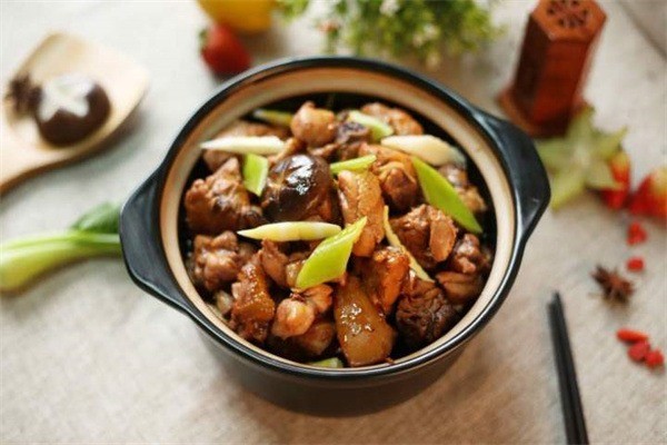 李广利黄焖鸡米饭