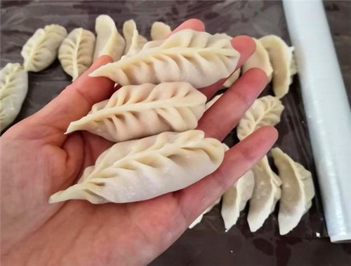 董记饺子馆