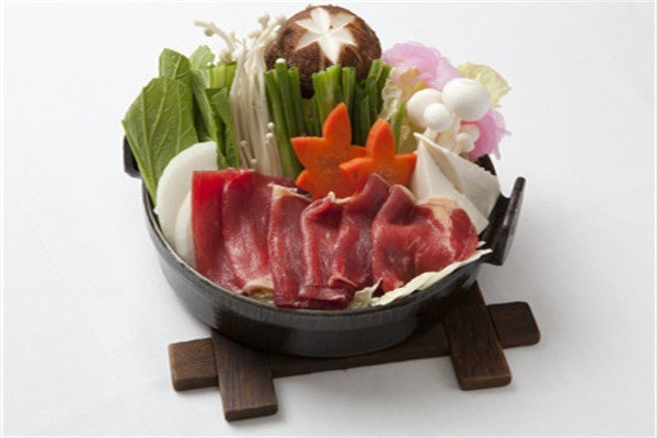 左庭右院鲜牛肉火锅店加盟
