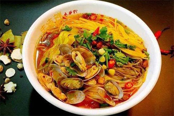 正轩渔粉加盟