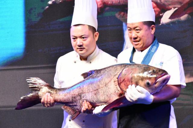 大脸鱼剁椒鱼头