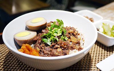 钱小饭卤肉饭