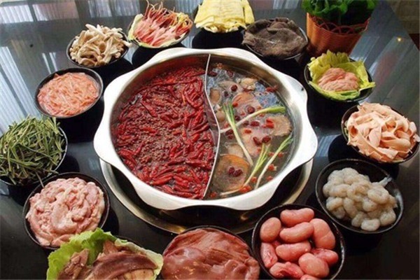 自在江湖火锅加盟