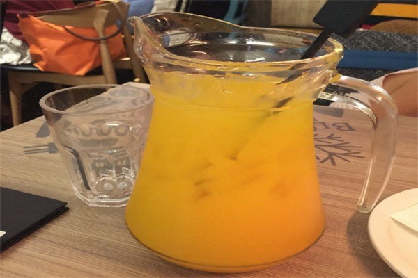 黑龙潭奶茶加盟