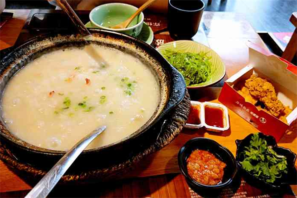 港阅湾仔粥铺加盟