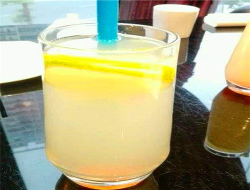 柠檬街奶茶