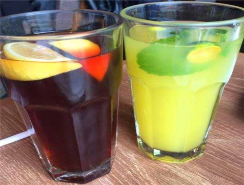 柠檬街奶茶