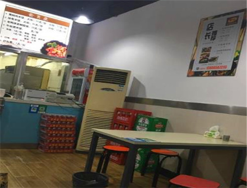 溢品源黄焖鸡米饭加盟