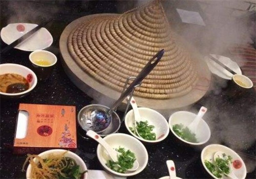 渔珺传奇云南石锅鱼加盟