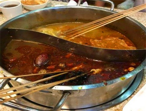 川公煮串串火锅加盟