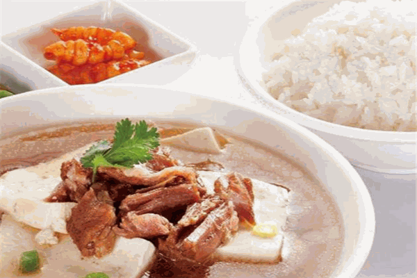 锐兴记牛肉汤饭加盟
