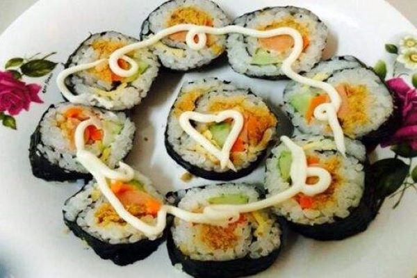 鲜紫紫菜饭