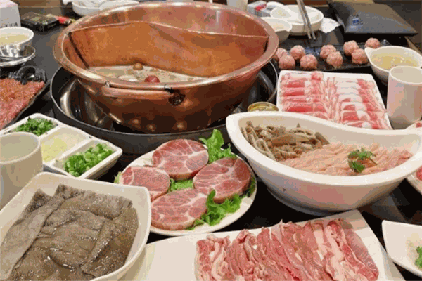 黄泥磅老灶火锅加盟