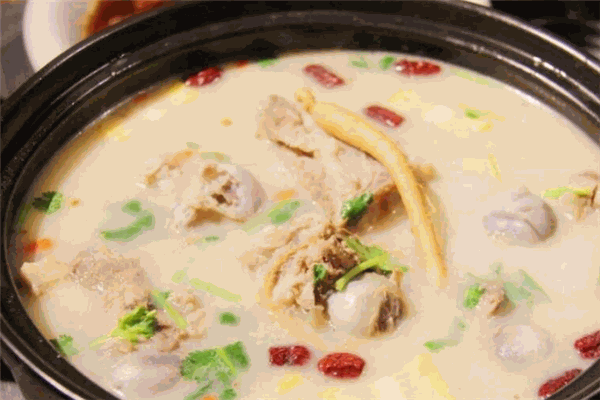 牛人日志鲜牛肉骨汤火锅加盟