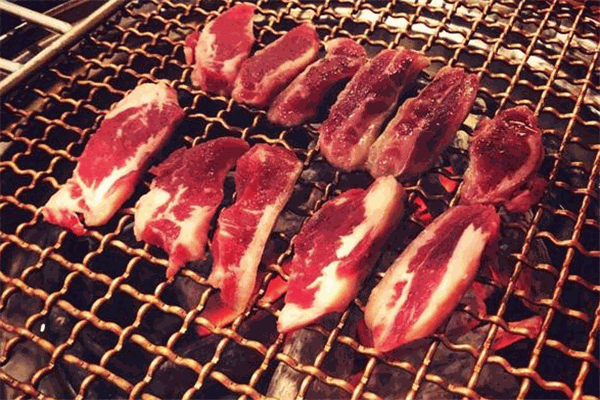 铭匠炭火烤肉加盟