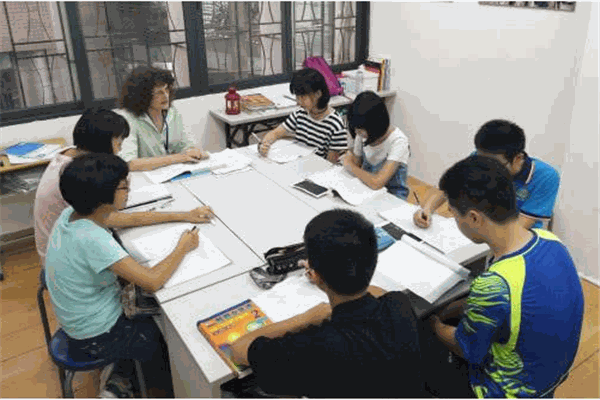 易学英语加盟