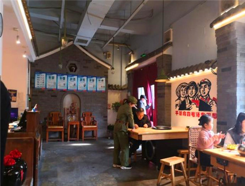 工农兵铁锅炖菜加盟