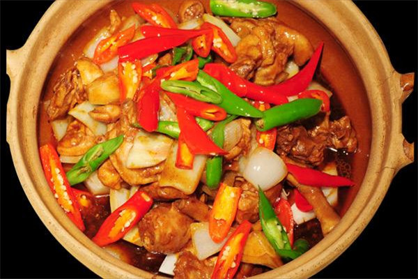 小团圆香辣鸡煲加盟