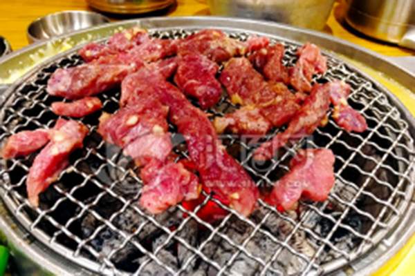 酒玖久自助火锅烤肉加盟