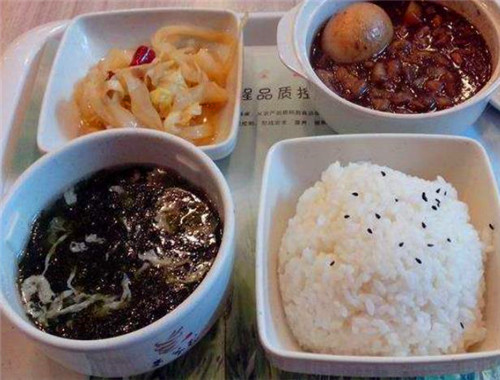 麦谷粒中餐加盟