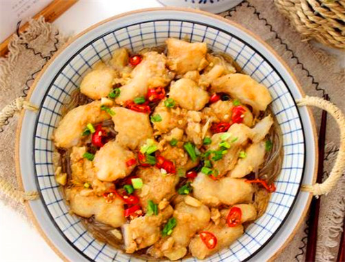 十八味蒸鲜焖肉饭加盟