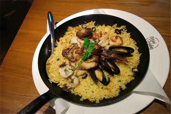 欧稻呷西班牙海鲜炒饭