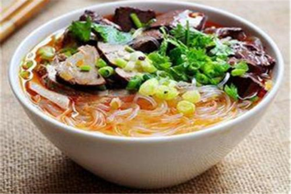 优子鸭血粉丝汤加盟