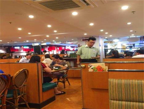 萨利亚意式餐厅加盟