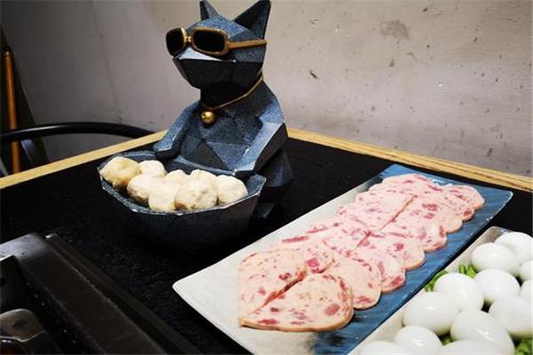 至鱼手打鱼丸火锅