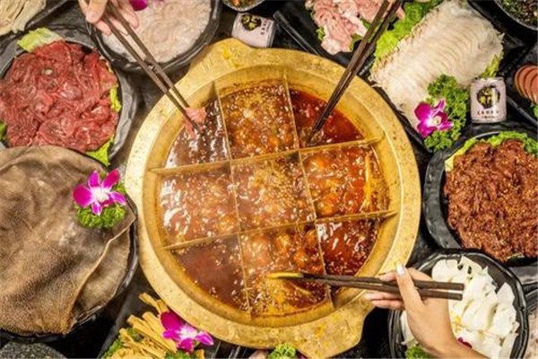 重庆回龙湾老火锅 重庆回龙湾老火锅