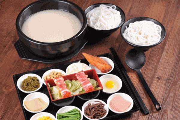李鸿举米线加盟 李鸿举米线