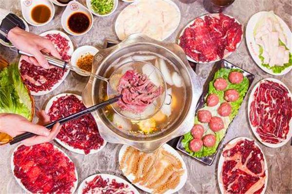 牛起牛肉火锅加盟
