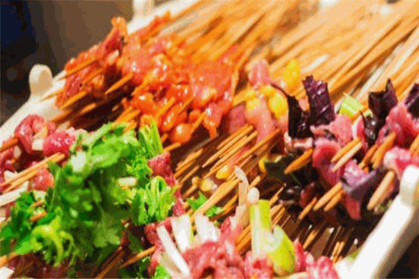 杨小牛串串火锅