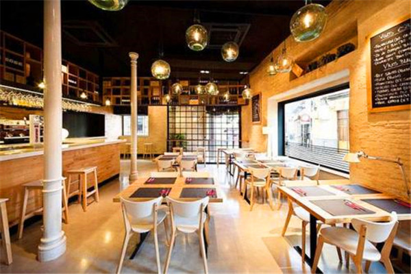 玉米地餐馆加盟