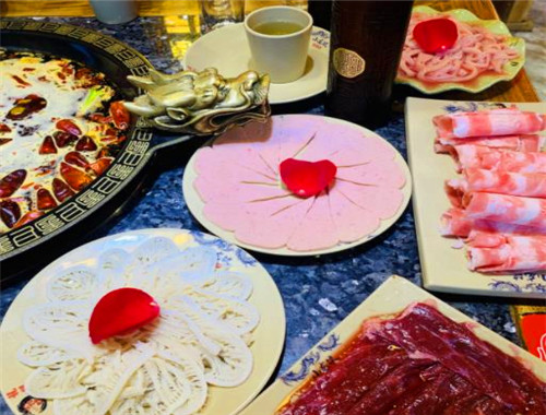 龙腾火锅店加盟