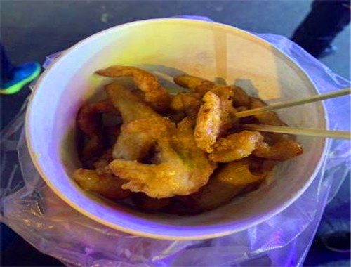 七仔锅包香鸡柳加盟