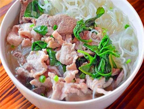 白塔牛肉粿条汤加盟