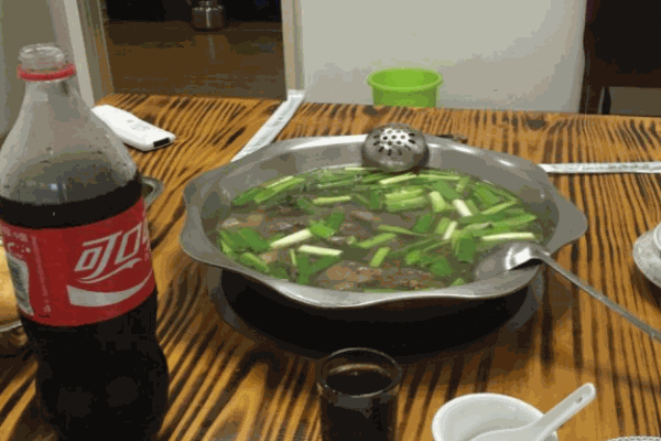 苗阿哥牛肉火锅加盟