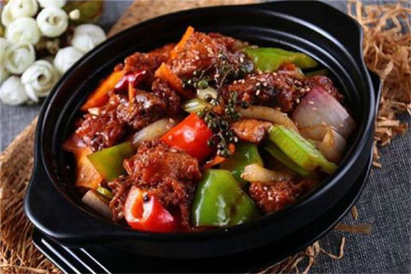 麻先到瓦香鸡