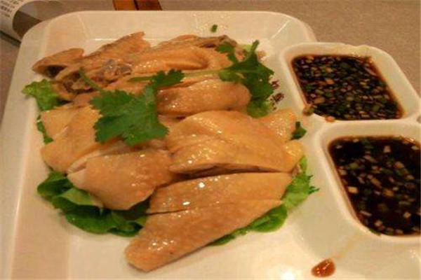 汤团白斩鸡