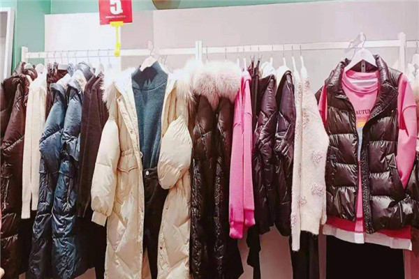 37度服装加盟