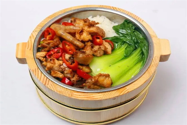 稳大叔湘味木桶饭加盟