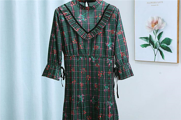 衣夏品牌折扣女装加盟