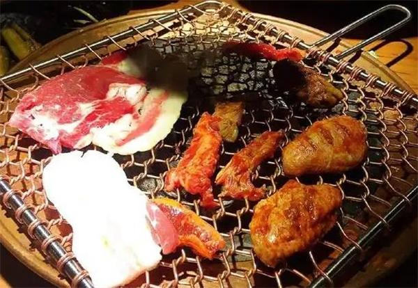 美达尔烤肉