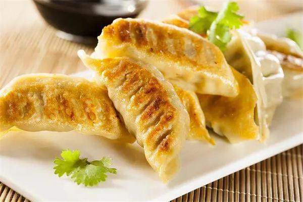 小鲸水饺加盟
